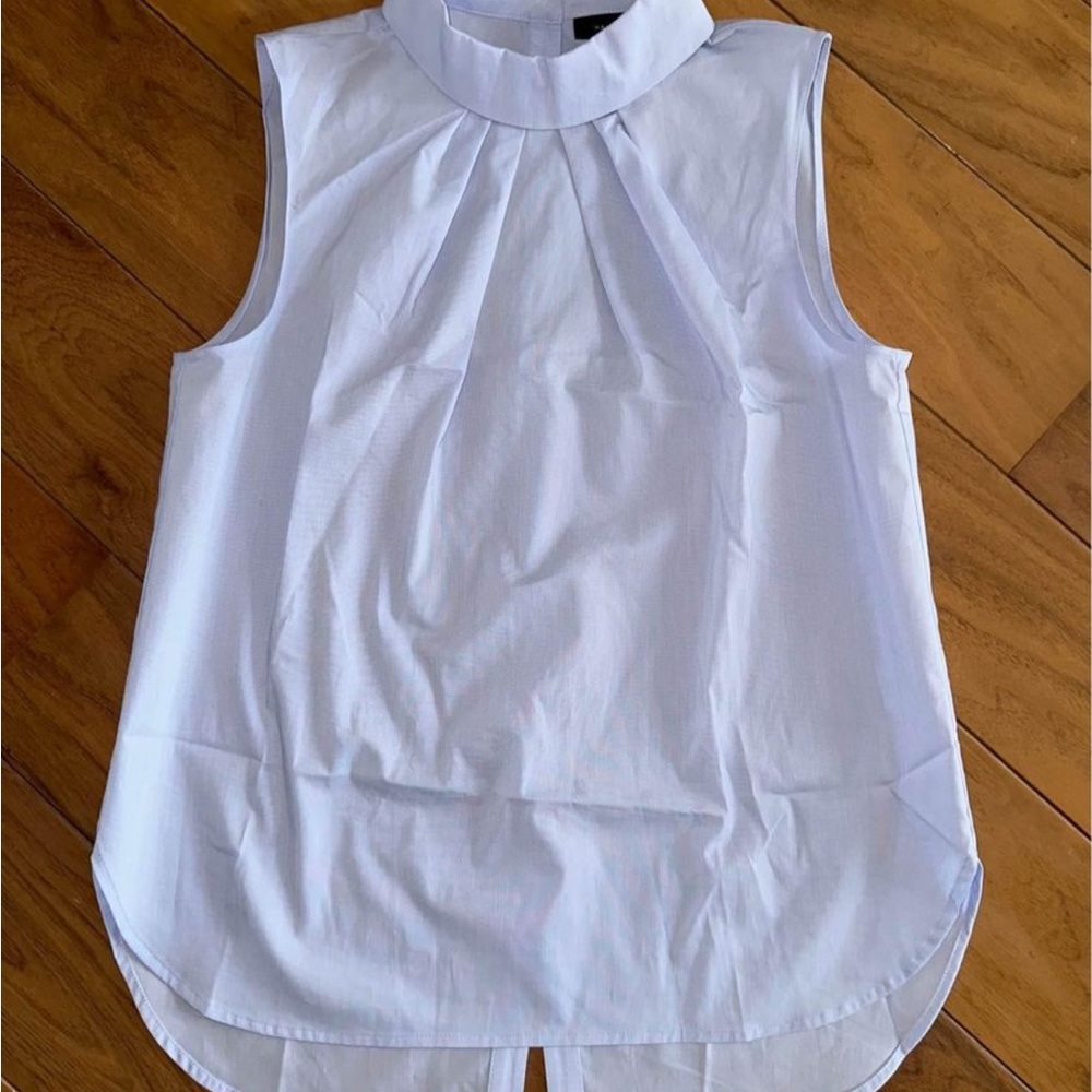 Halogen shirt.